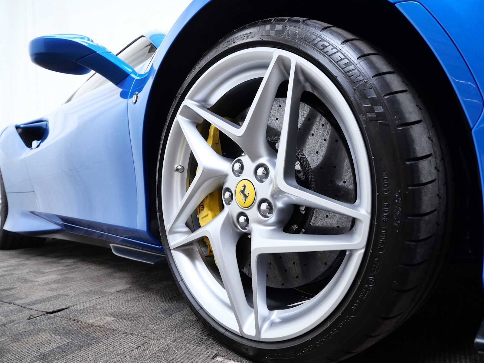 Certified 2023 Ferrari F8 Tributo image 13