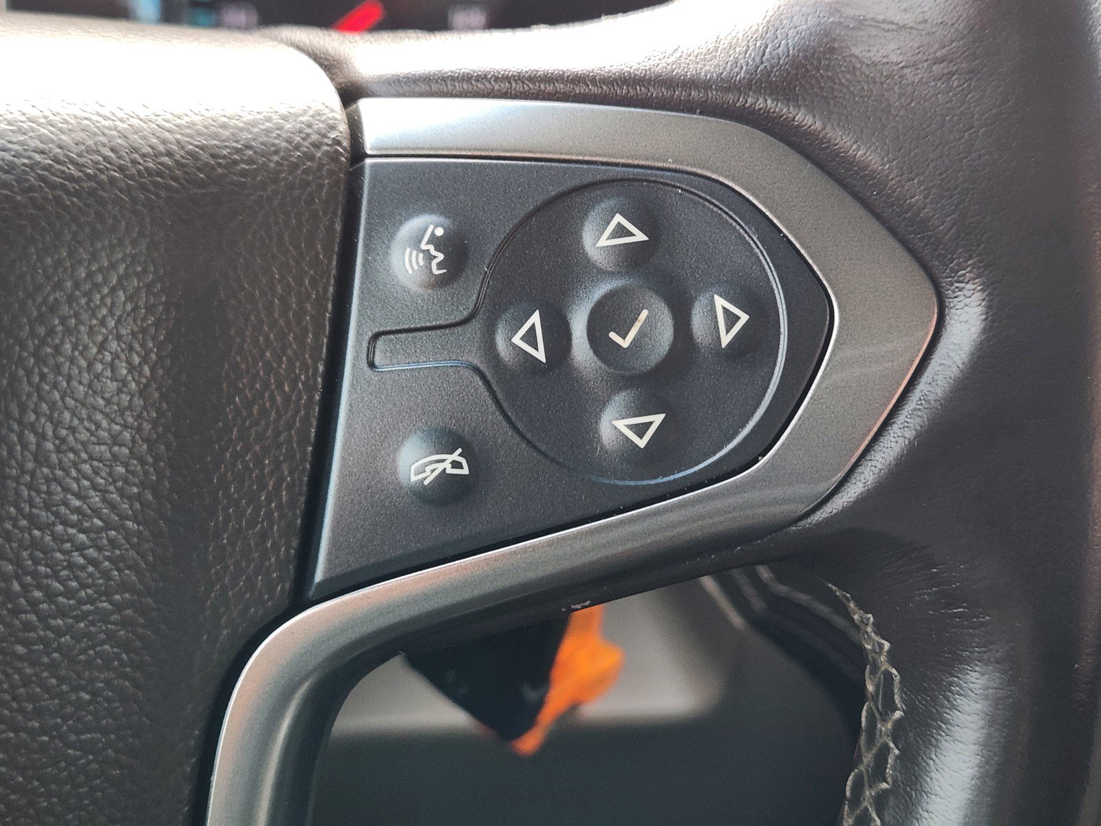 Used 2019 Chevrolet Tahoe LT image 23