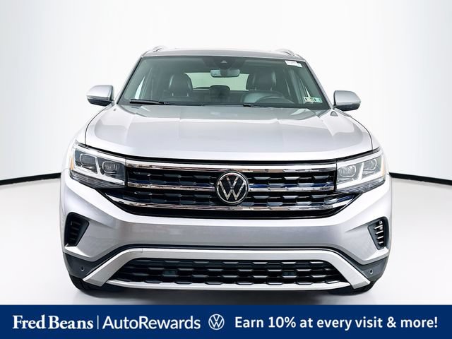 Used 2023 Volkswagen Atlas Cross Sport SEL AWD/4WD image 2