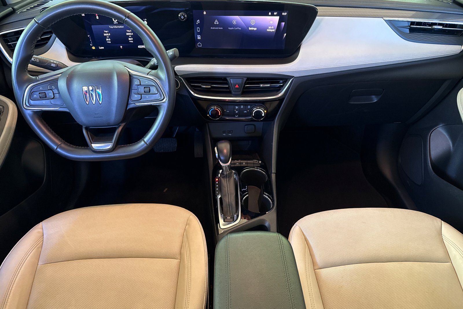 Used 2024 Buick Encore GX Sport Touring FWD image 16