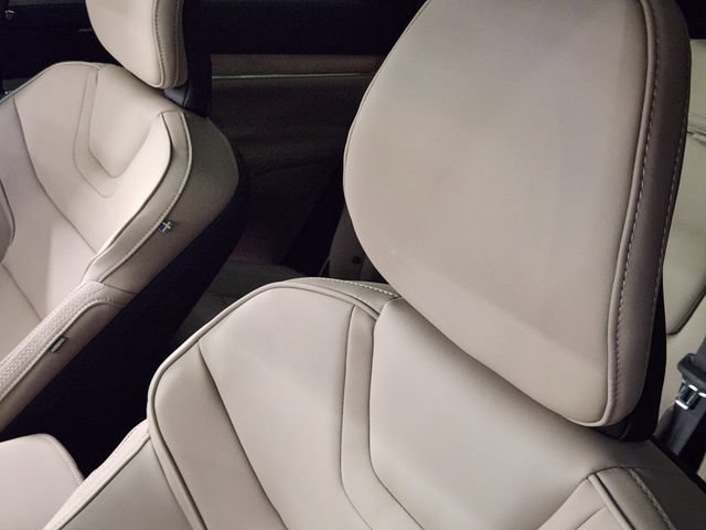 New 2026 Volvo EX90 Plus RWD image 14
