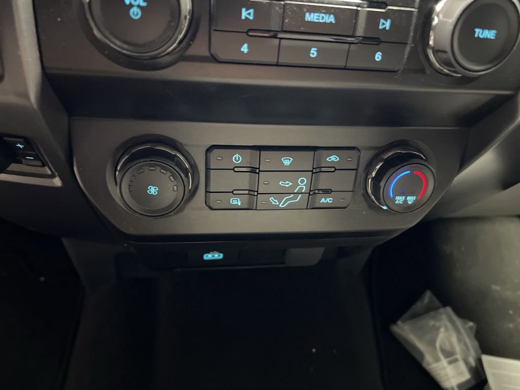 Used 2022 Ford F250 XLT image 30