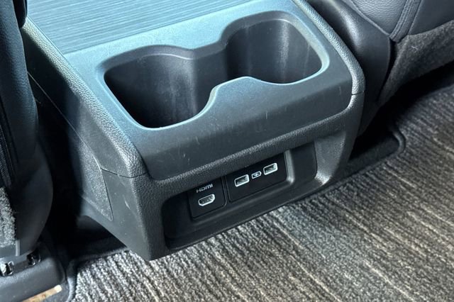 Used 2024 Honda Odyssey Elite image 14
