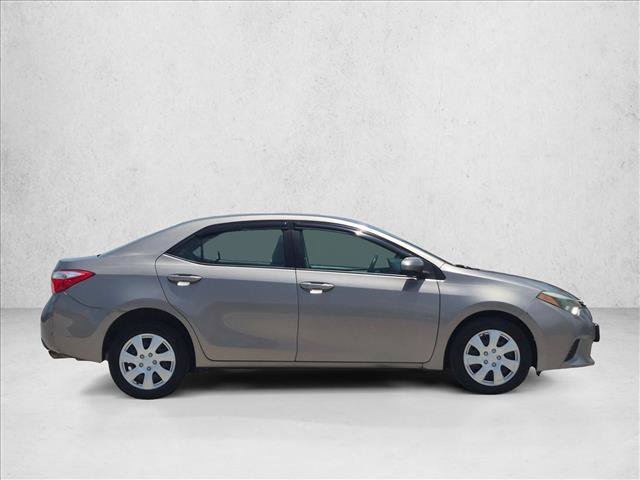 Used 2014 Toyota Corolla LE FWD image 4