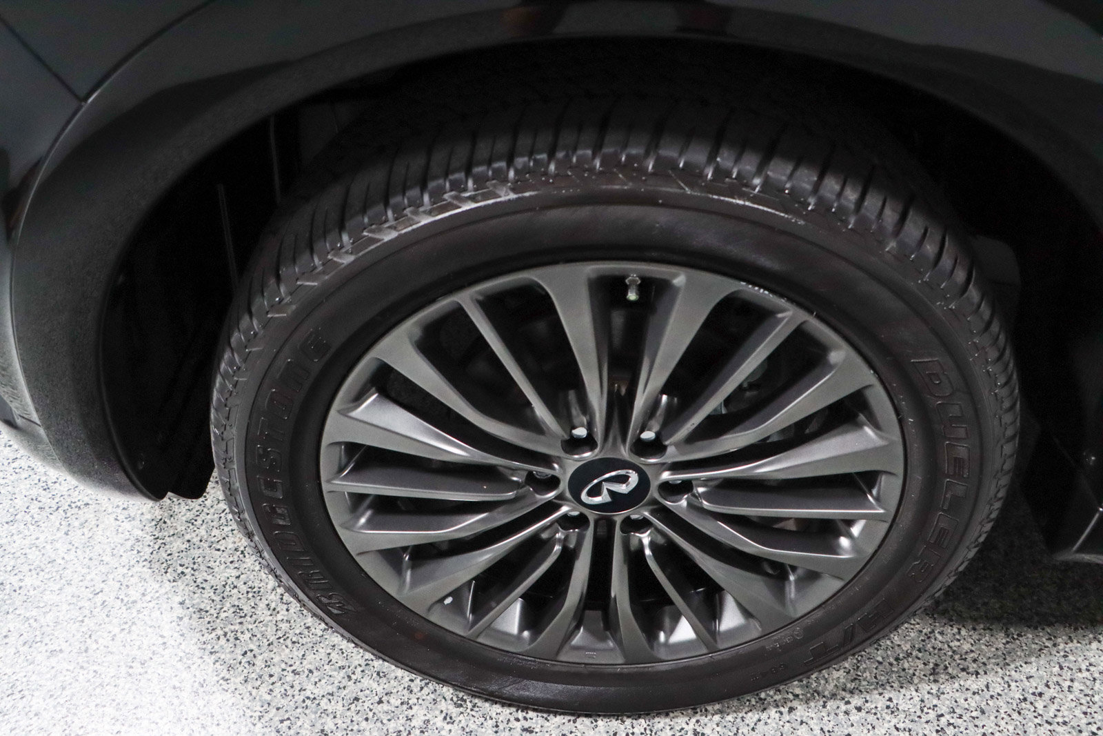 Used 2023 INFINITI QX80 Premium Select w/ Cargo Package image 11