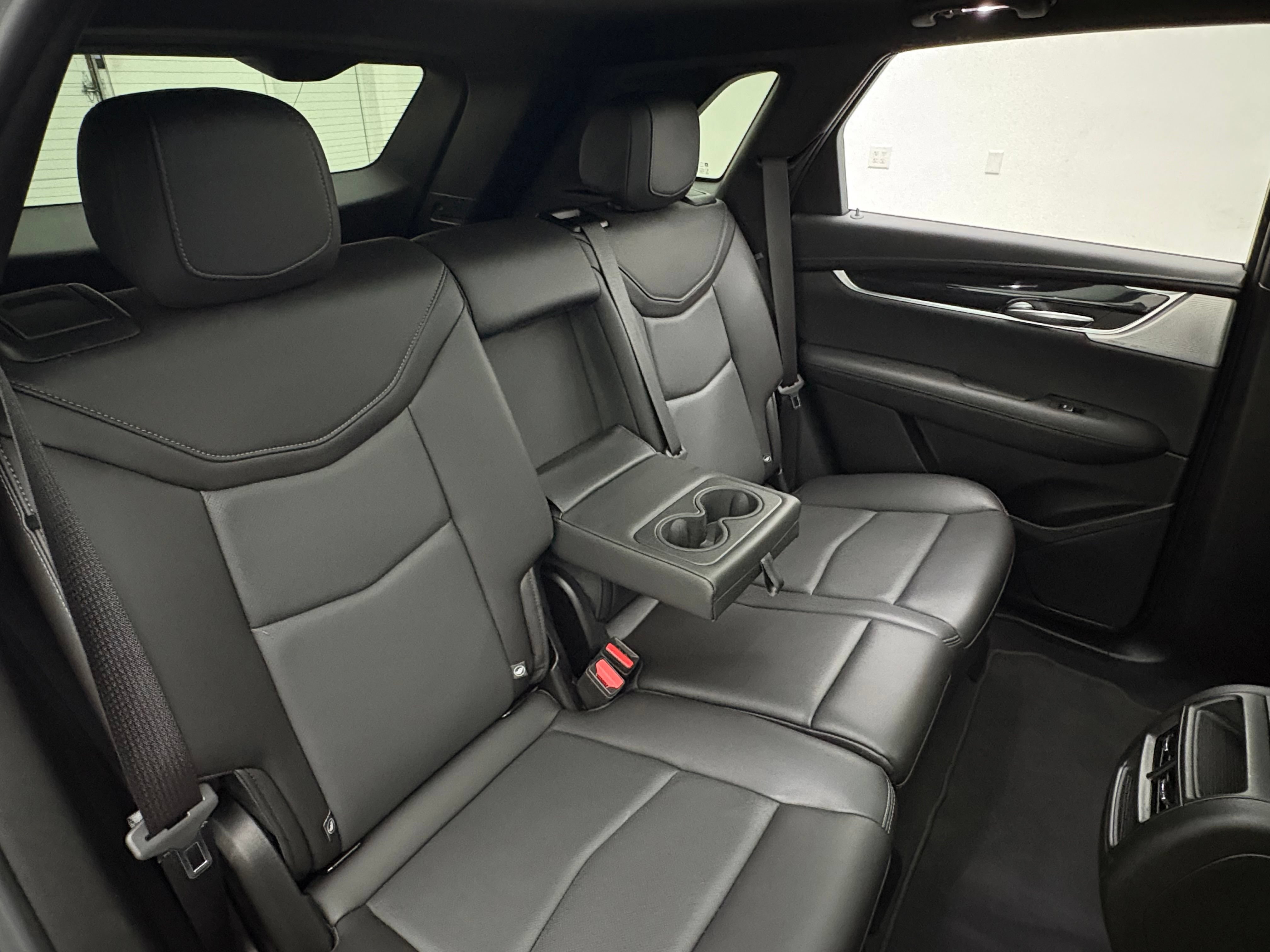Used 2025 Cadillac XT5 Premium Luxury AWD/4WD image 40