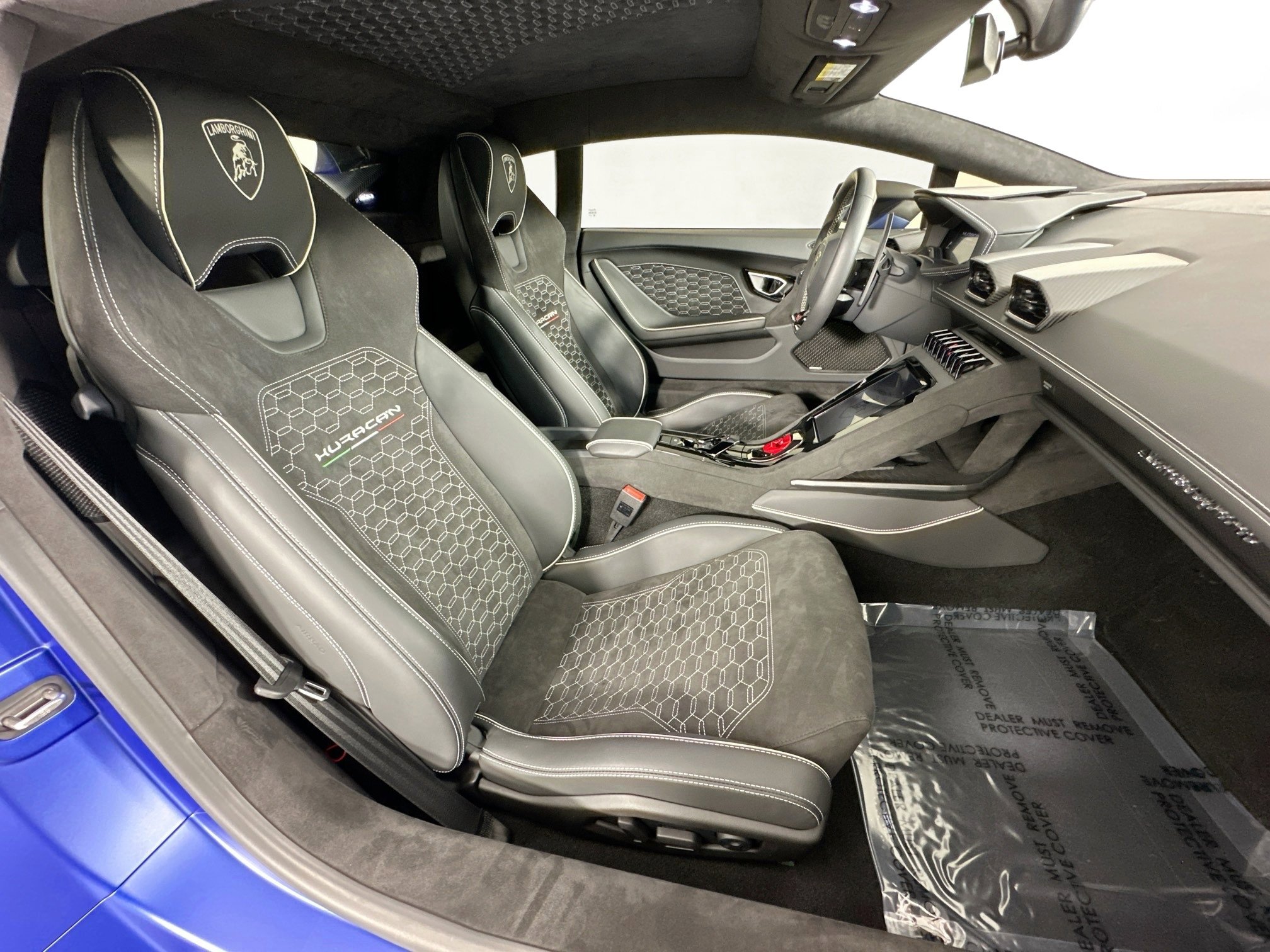 Used 2023 Lamborghini Huracan Tecnica image 24