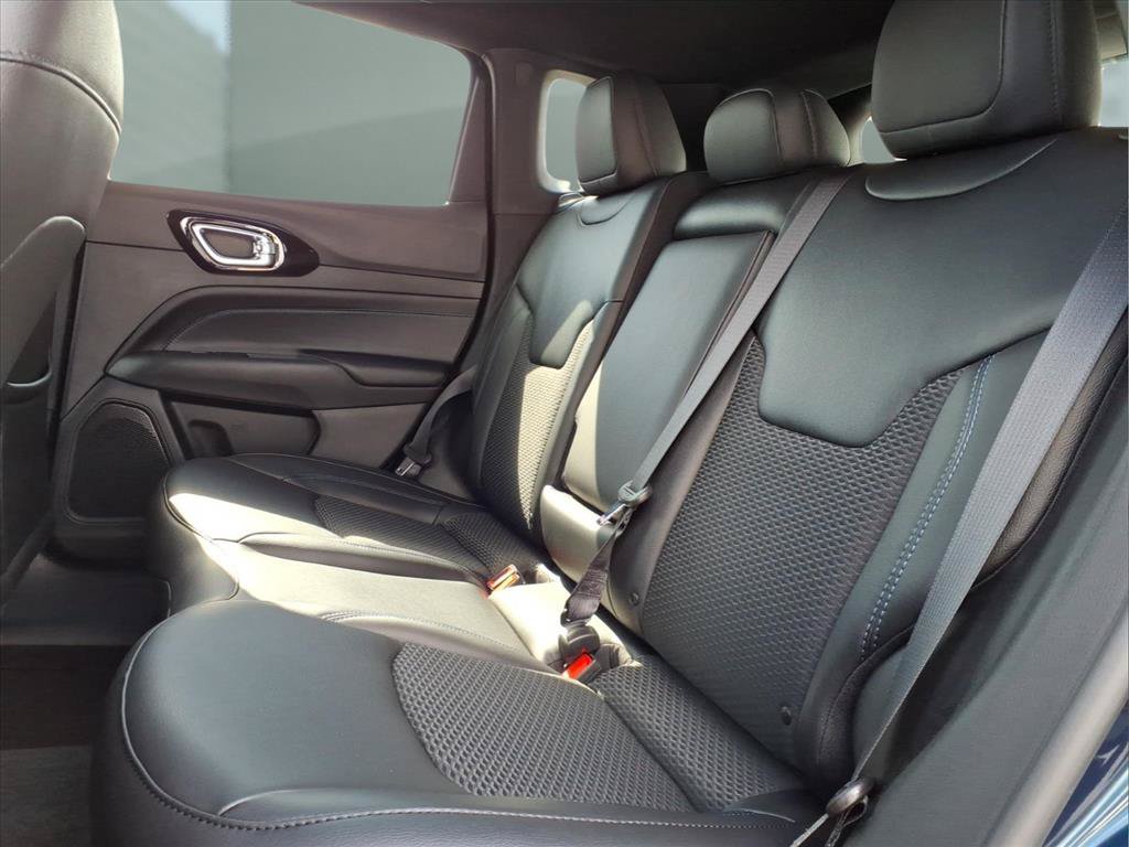 New 2026 Jeep Compass Latitude AWD/4WD image 10