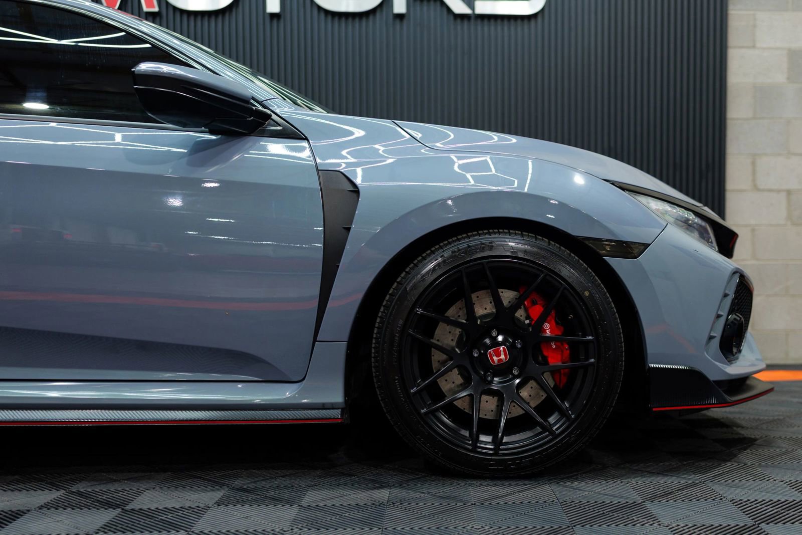 Used 2019 Honda Civic Type R image 13