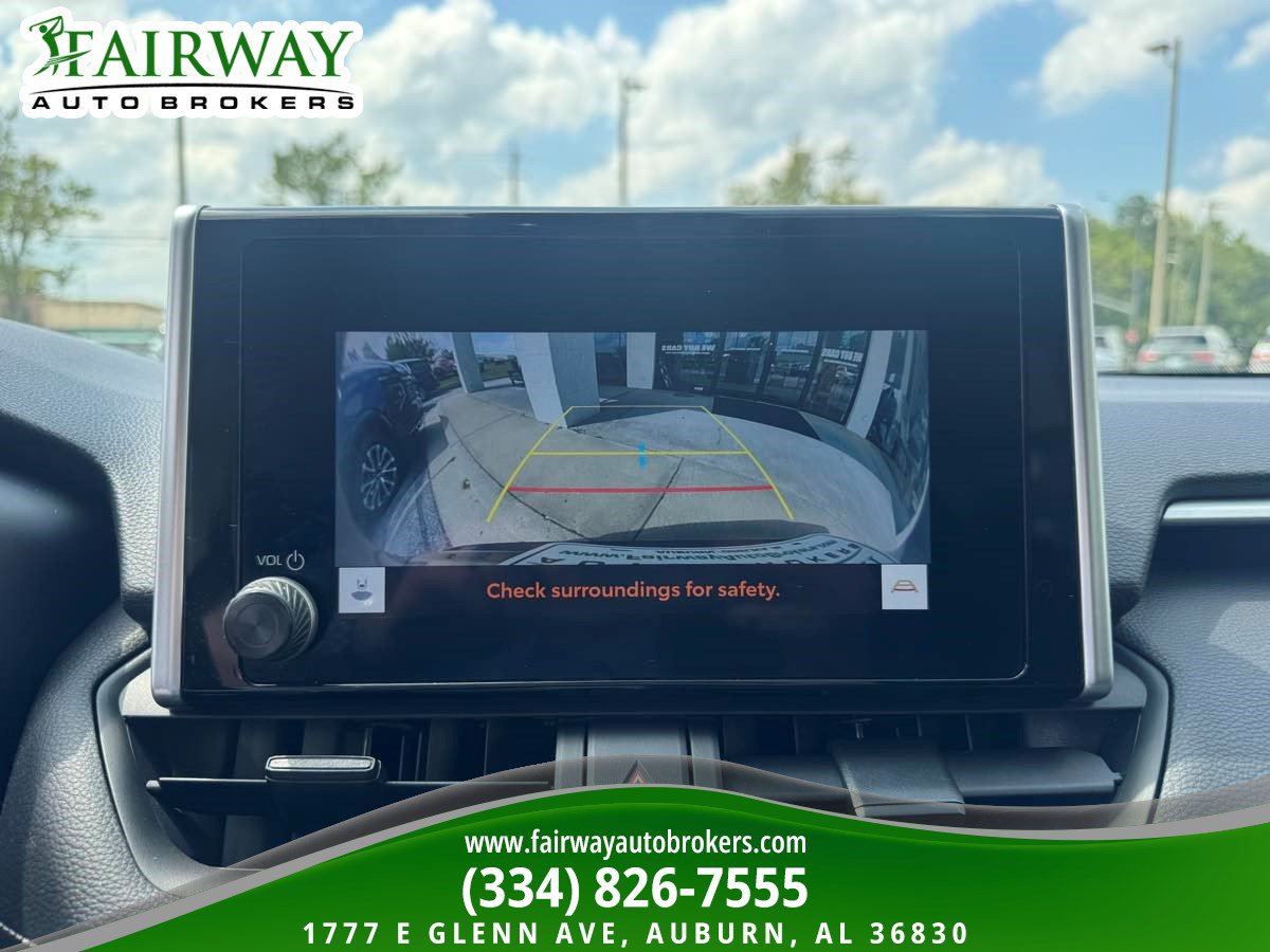 Used 2023 Toyota RAV4 XLE w/ Convenience Package FWD image 23