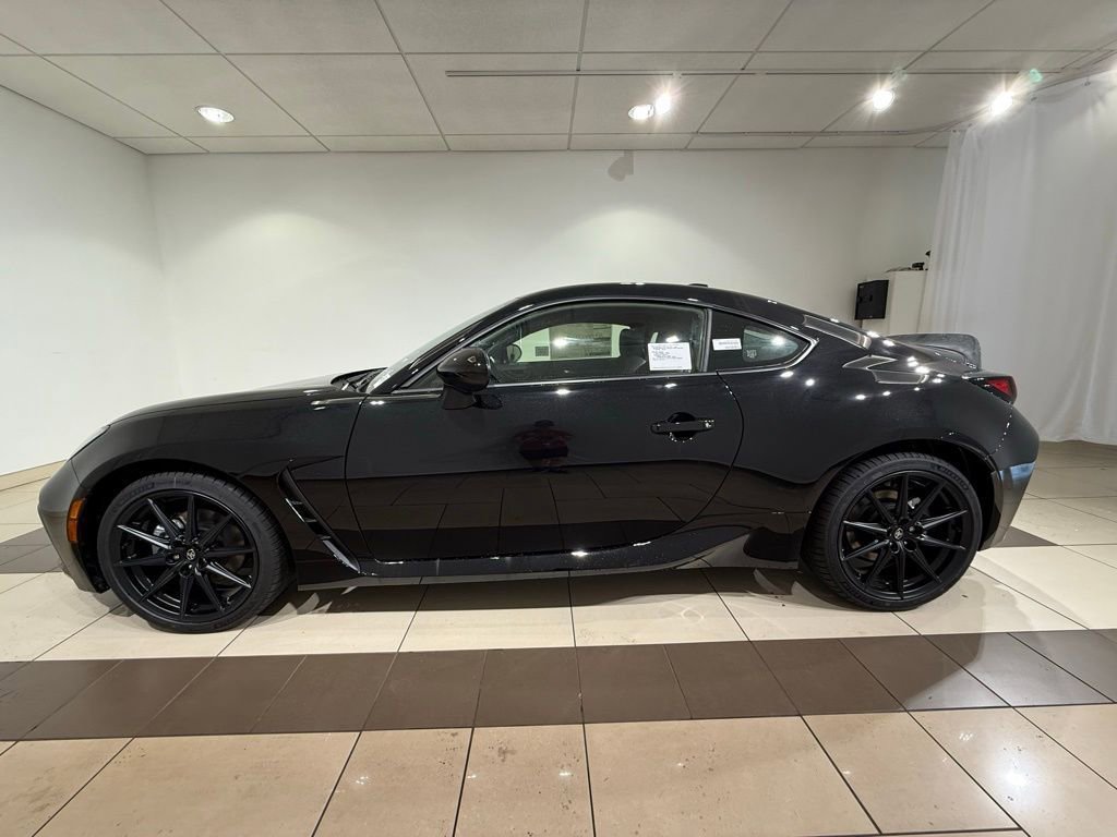 New 2025 Toyota GR86 Premium image 2