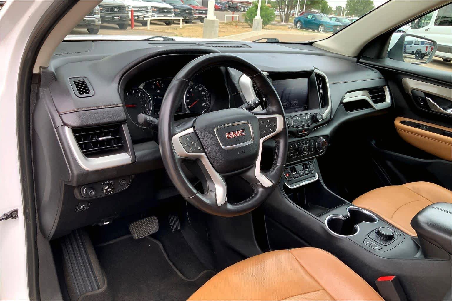 Used 2018 GMC Terrain SLT w/ Preferred Package FWD image 18