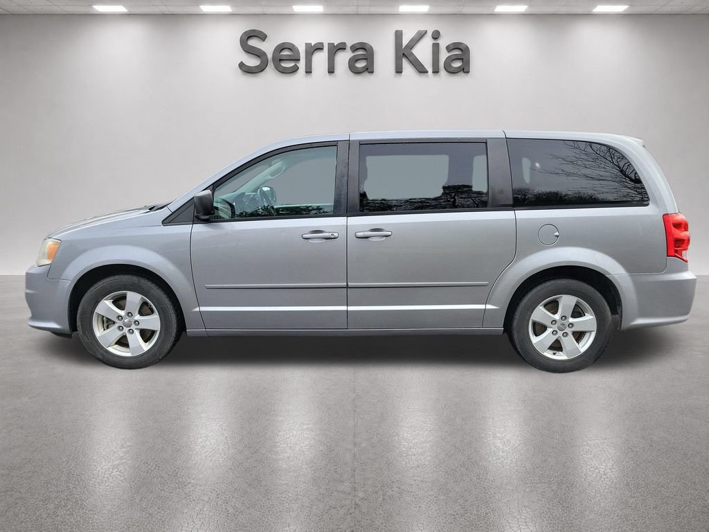 Used 2013 Dodge Grand Caravan SE FWD image 2