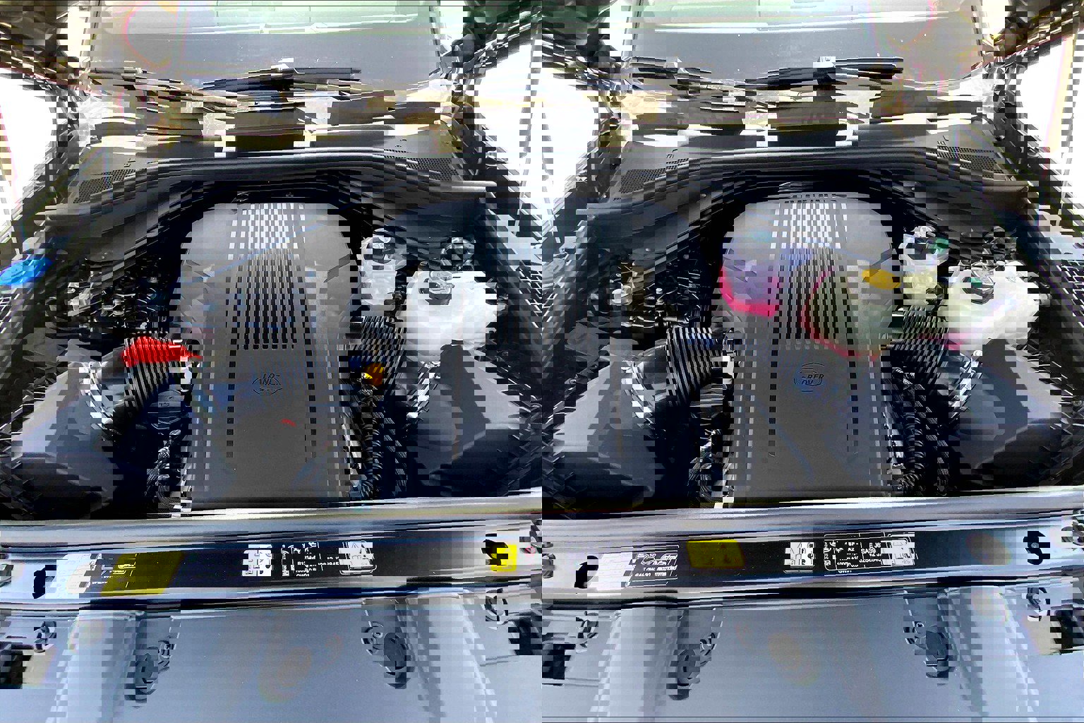 New 2025 Land Rover Range Rover Long Wheelbase SE image 14