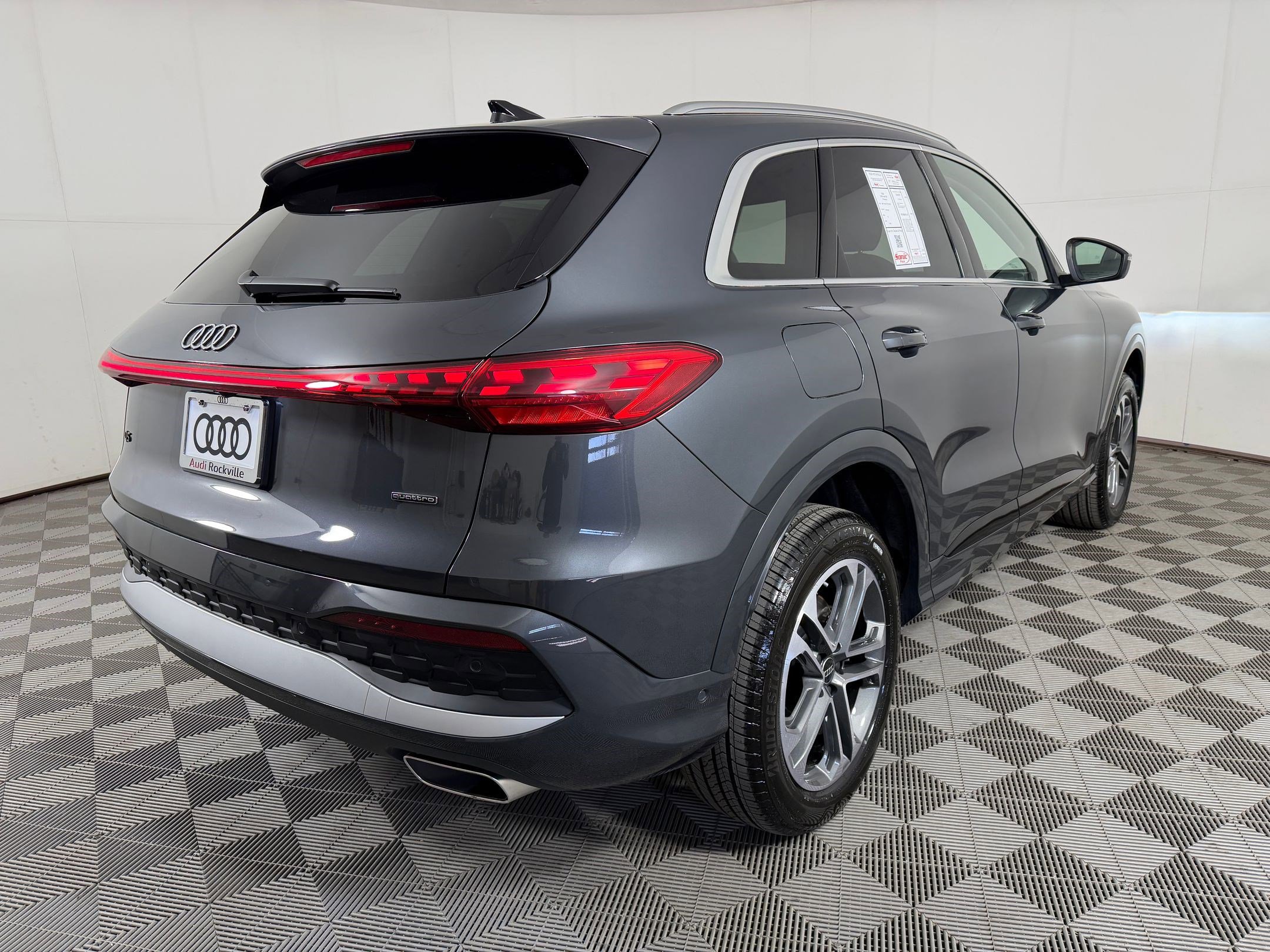 New 2026 Audi Q5 Premium AWD/4WD image 9