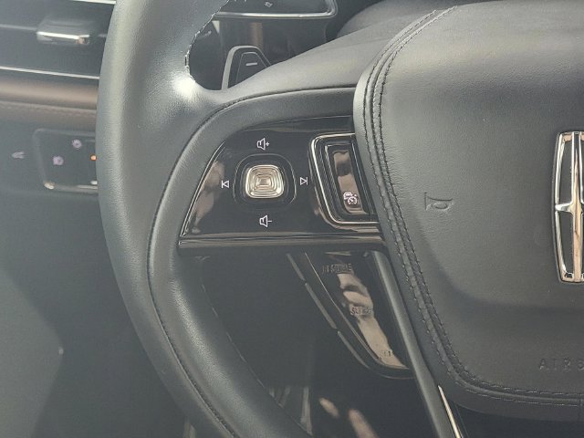 Used 2023 Lincoln Aviator Reserve w/ Equipment Group 201A AWD/4WD image 26