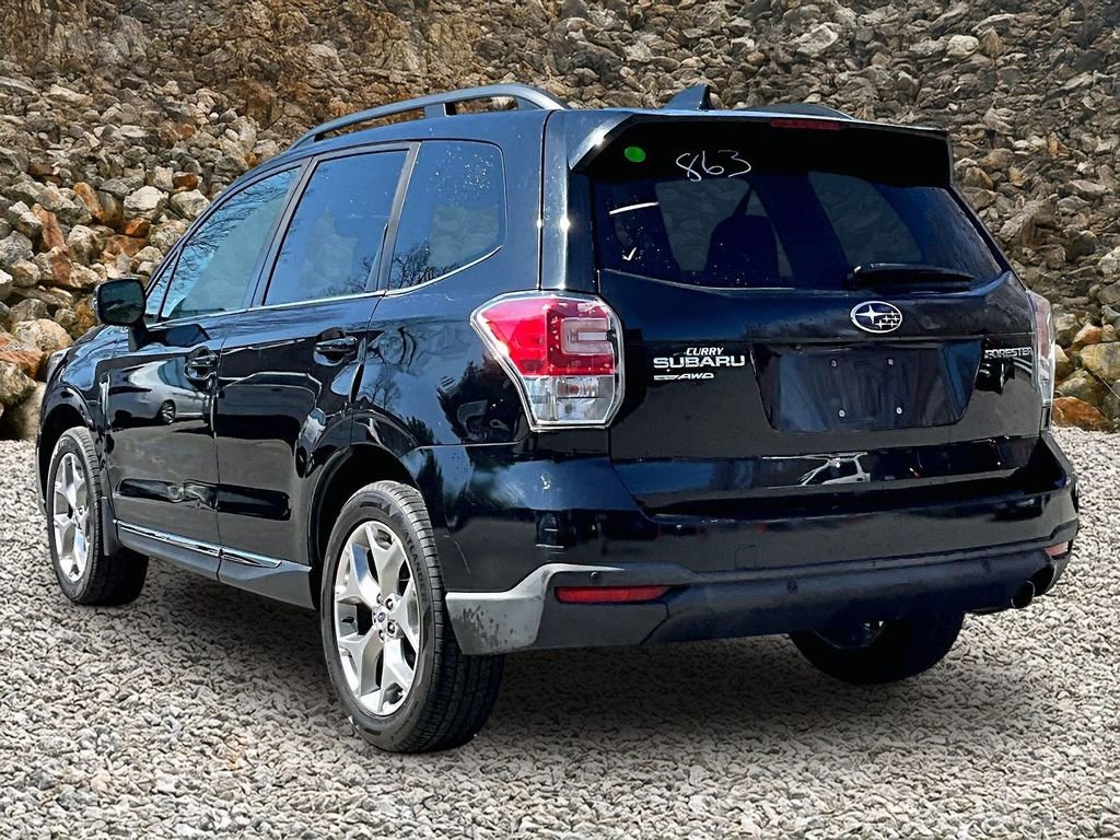Used 2018 Subaru Forester 2.5i Touring image 10