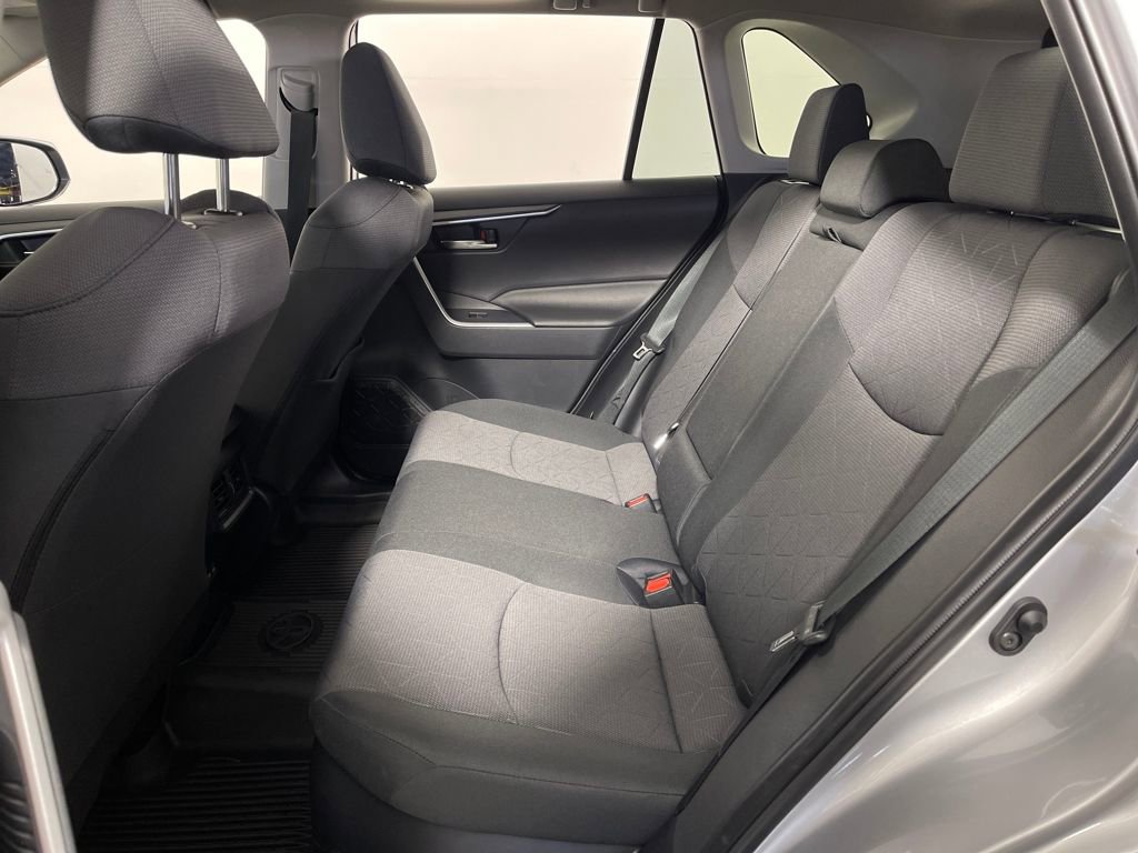 Used 2025 Toyota RAV4 XLE image 13