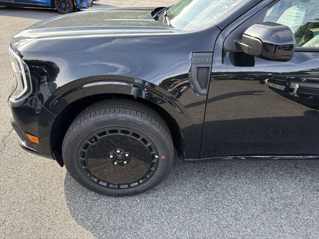 New 2025 Ford Maverick Lobo image 10