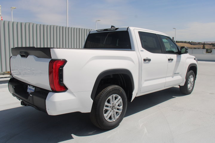New 2026 Toyota Tundra SR5 AWD/4WD image 3