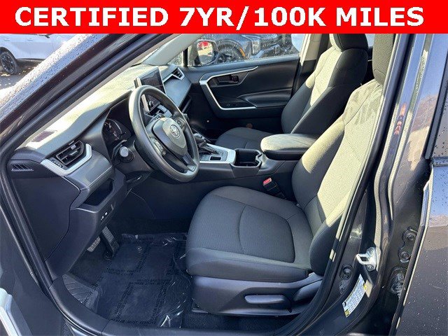 Used 2024 Toyota RAV4 LE image 14