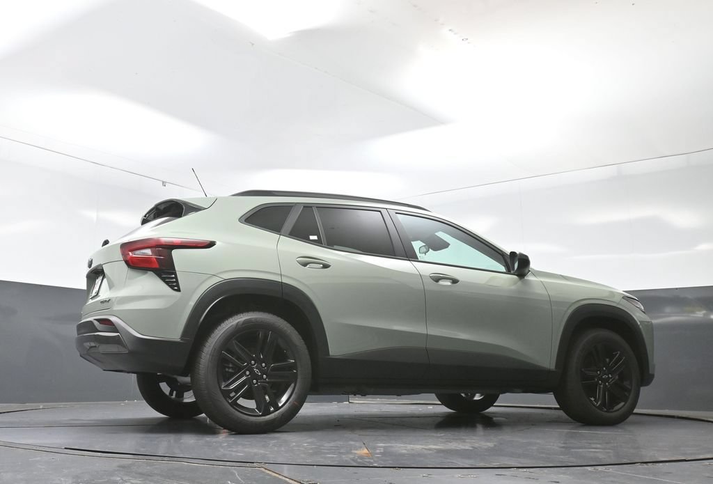 New 2026 Chevrolet Trax ACTIV FWD image 36