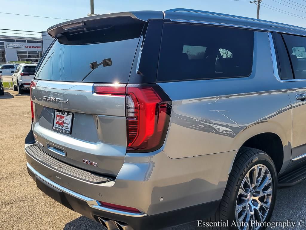 Used 2025 GMC Yukon XL Denali AWD/4WD image 7