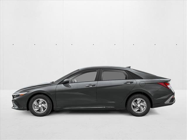New 2026 Hyundai Elantra SE FWD image 3