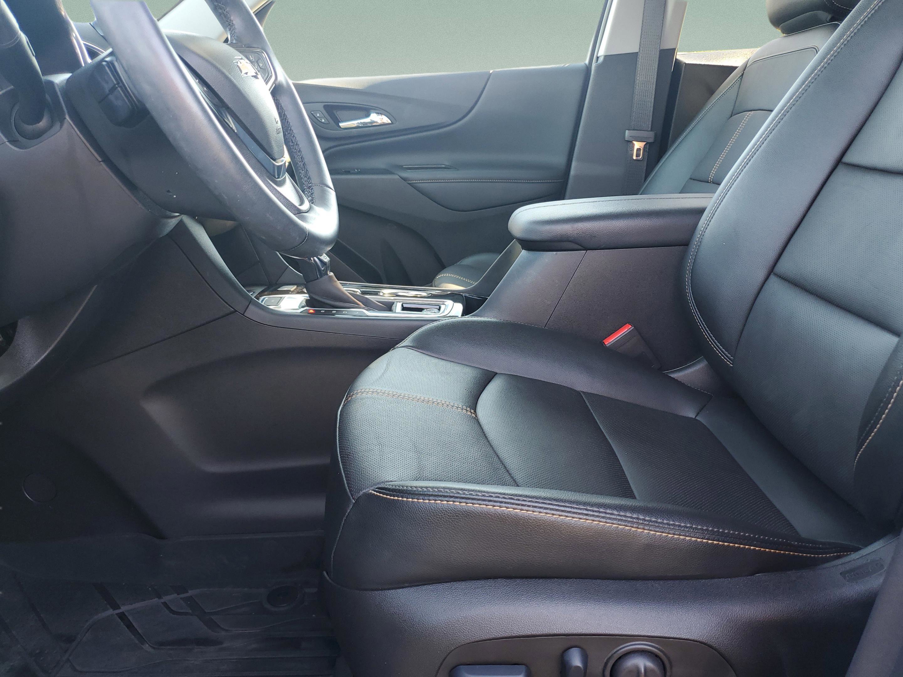 Used 2024 Chevrolet Equinox Premier AWD/4WD image 15