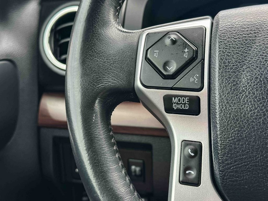 Used 2018 Toyota Tundra Limited image 28