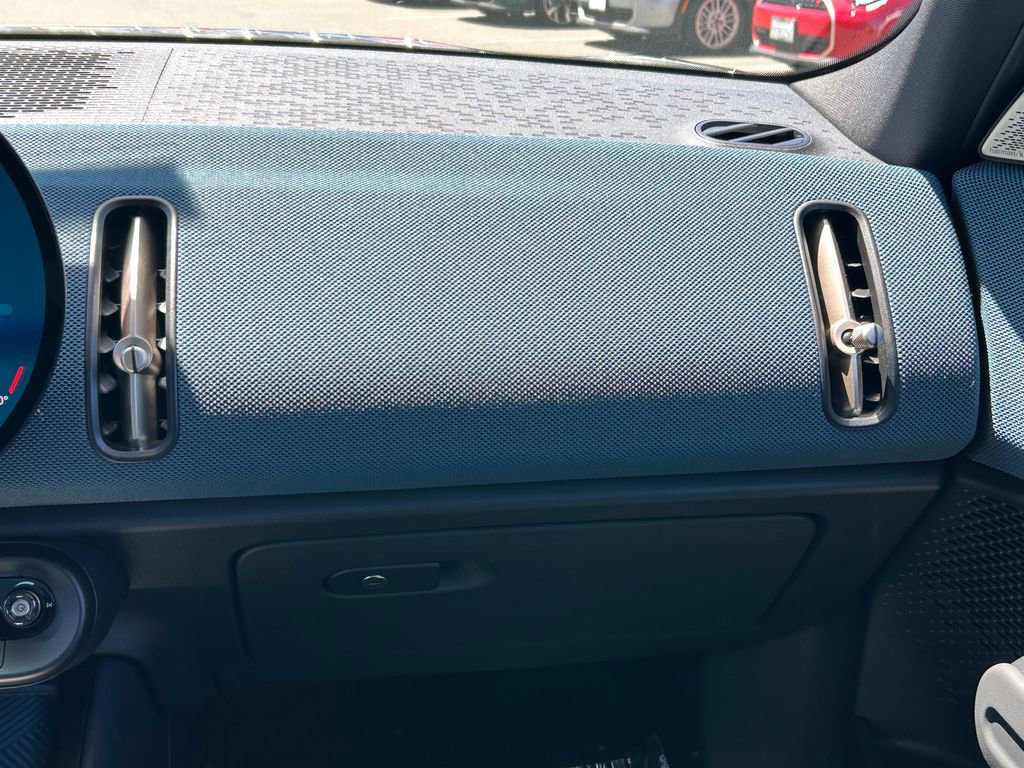 Used 2025 MINI Cooper Countryman S w/ Comfort Package Max AWD/4WD image 25