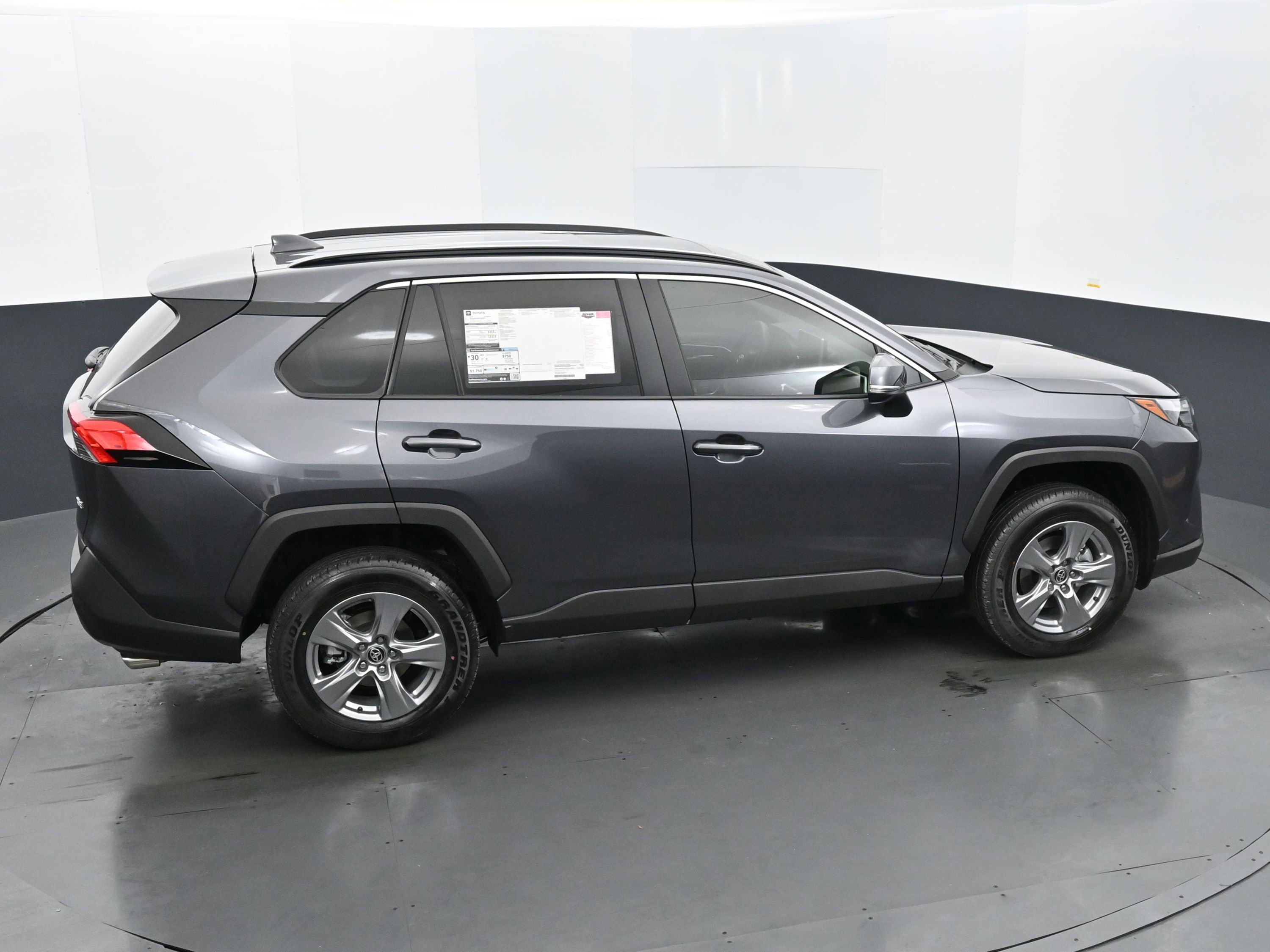 Used 2025 Toyota RAV4 XLE w/ Convenience Package image 33