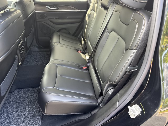 New 2026 Jeep Grand Cherokee Limited AWD/4WD image 20