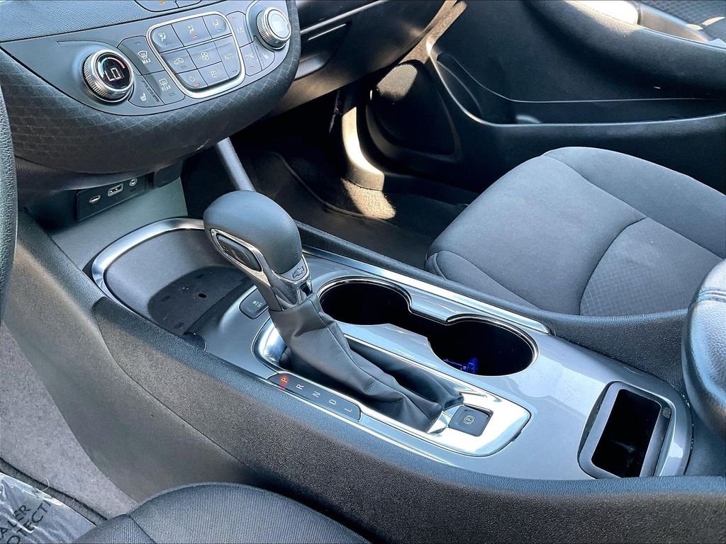 Used 2024 Chevrolet Malibu LT FWD image 19