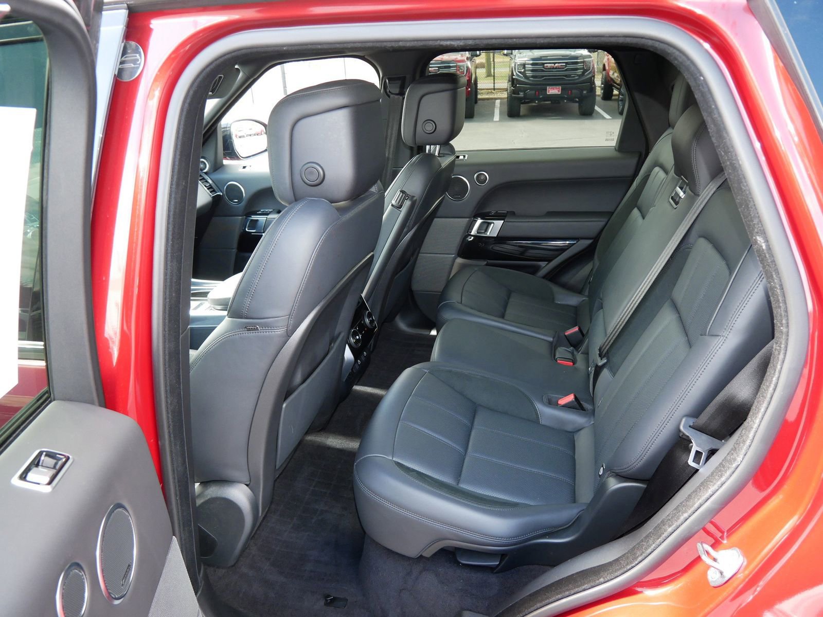 Used 2022 Land Rover Range Rover Sport HST AWD/4WD image 11
