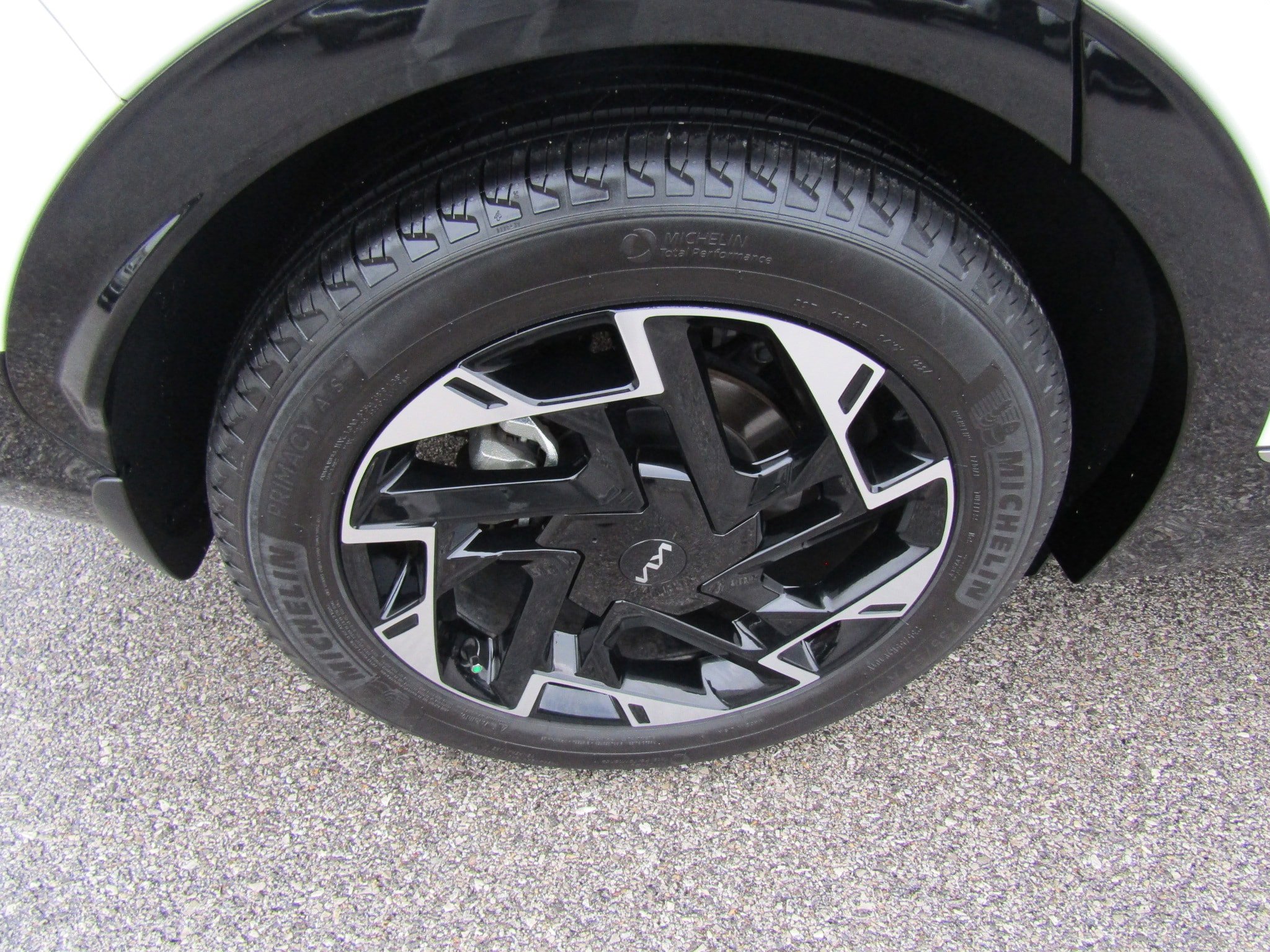 Used 2024 Kia Sportage SX image 12
