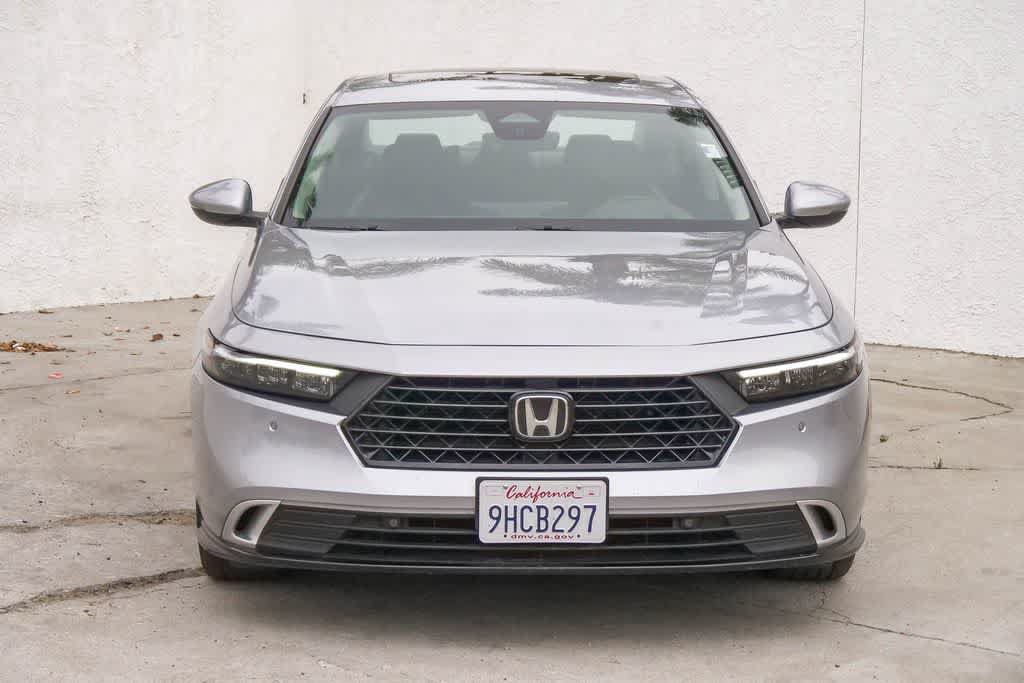 Used 2023 Honda Accord Touring image 2