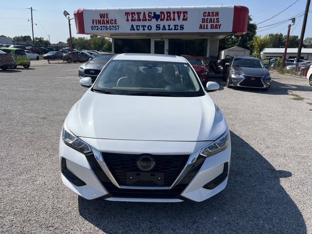 Used 2023 Nissan Sentra SV w/ SV Premium Package image 4