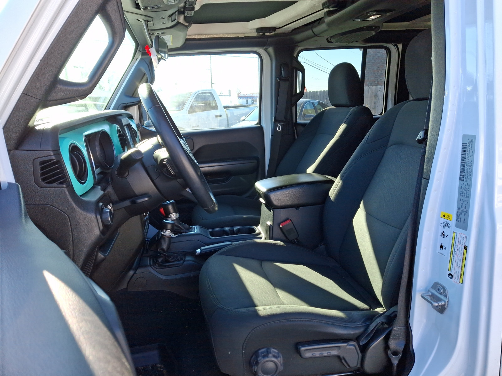 Used 2018 Jeep Wrangler Unlimited Sport S AWD/4WD image 13