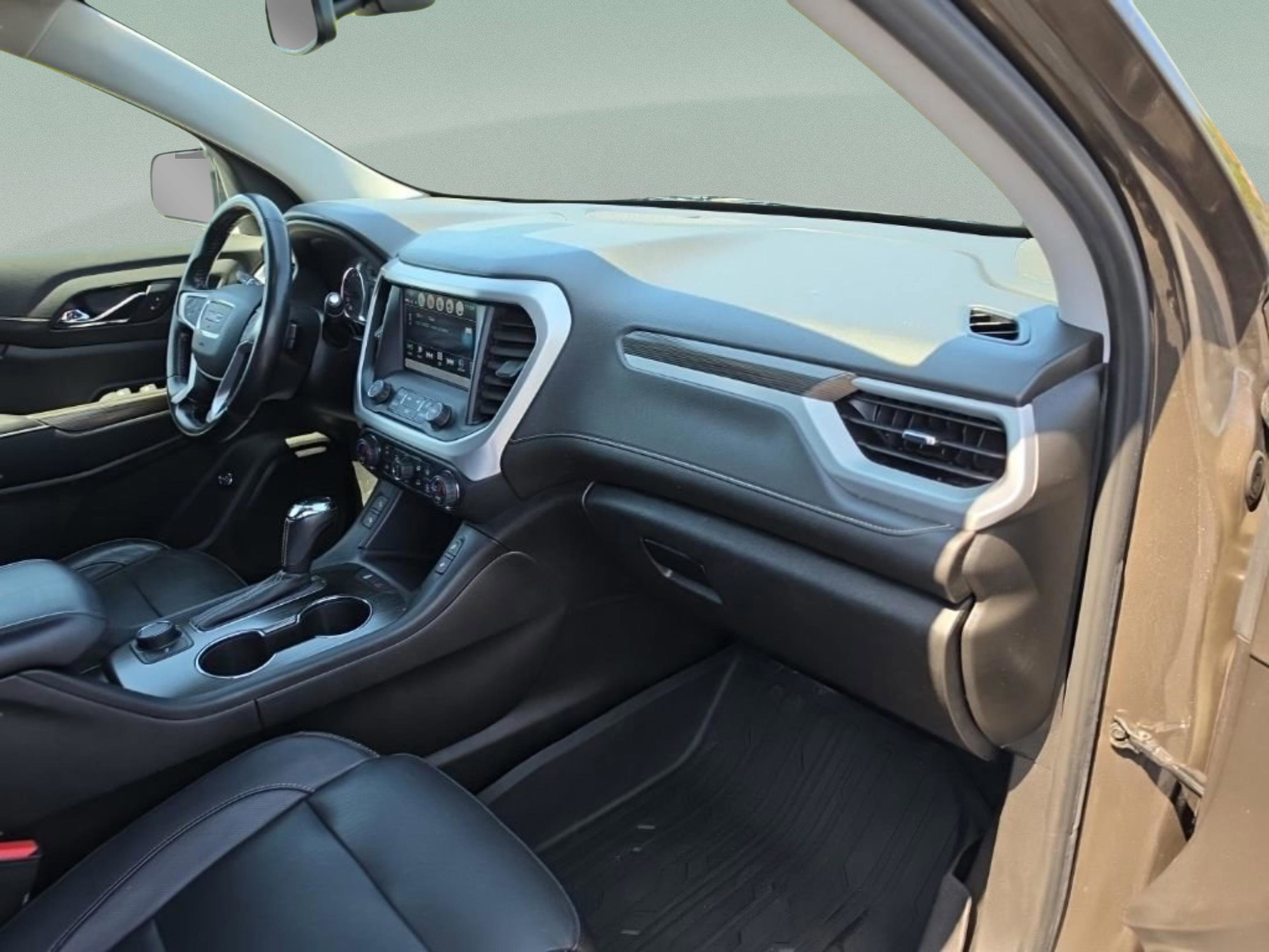 Used 2019 GMC Acadia SLT FWD image 28
