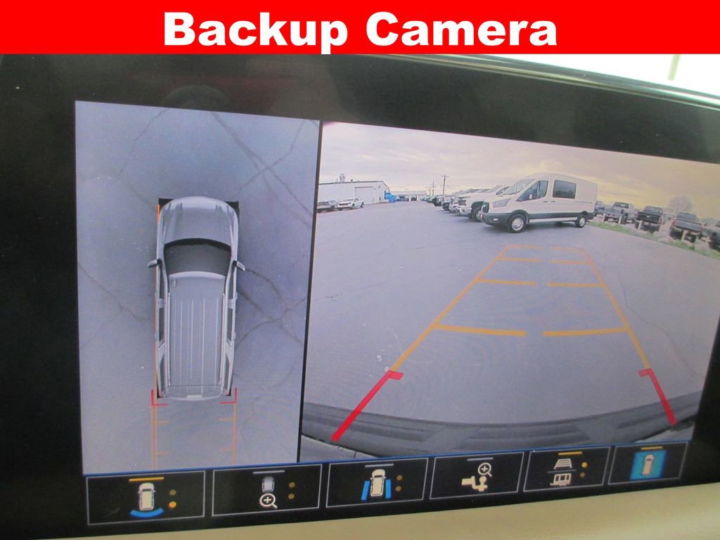 Used 2021 Chevrolet Tahoe Premier AWD/4WD image 18