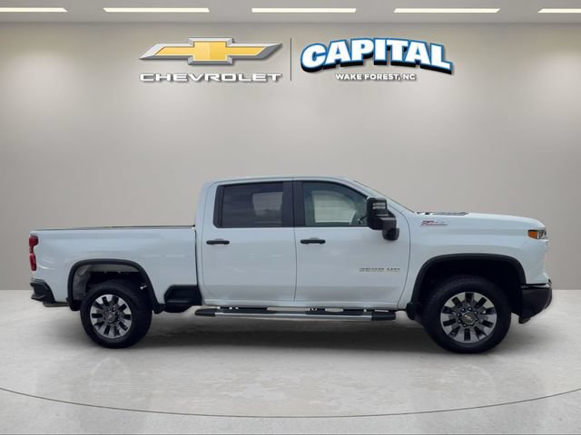 Used 2025 Chevrolet Silverado 2500 Custom w/ Custom Value Package AWD/4WD image 6