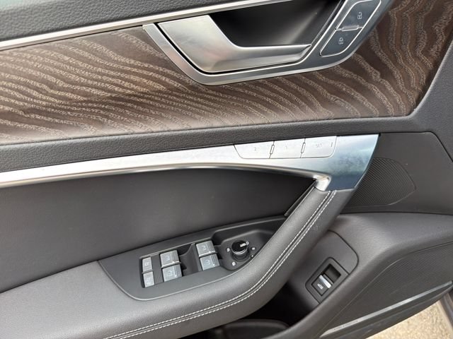 Used 2020 Audi A6 3.0T allroad Premium Plus AWD/4WD image 13