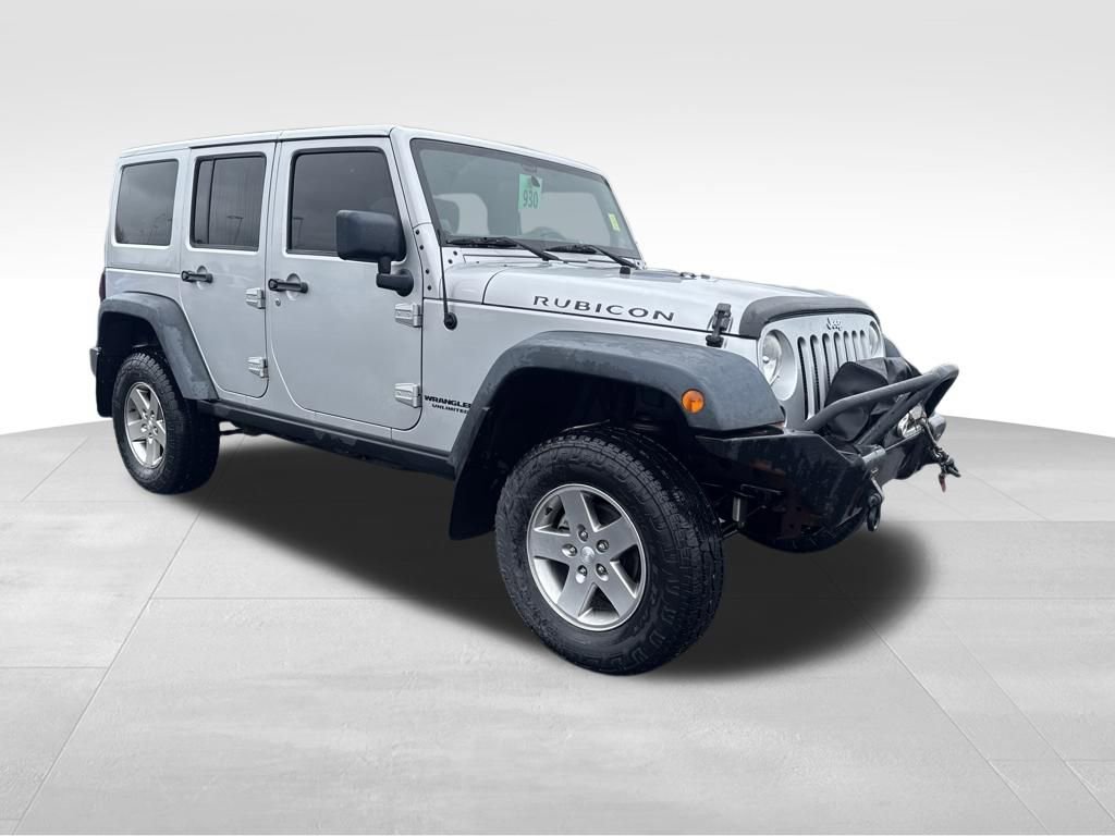 Used 2012 Jeep Wrangler Unlimited Rubicon w/ Connectivity Group AWD/4WD image 16
