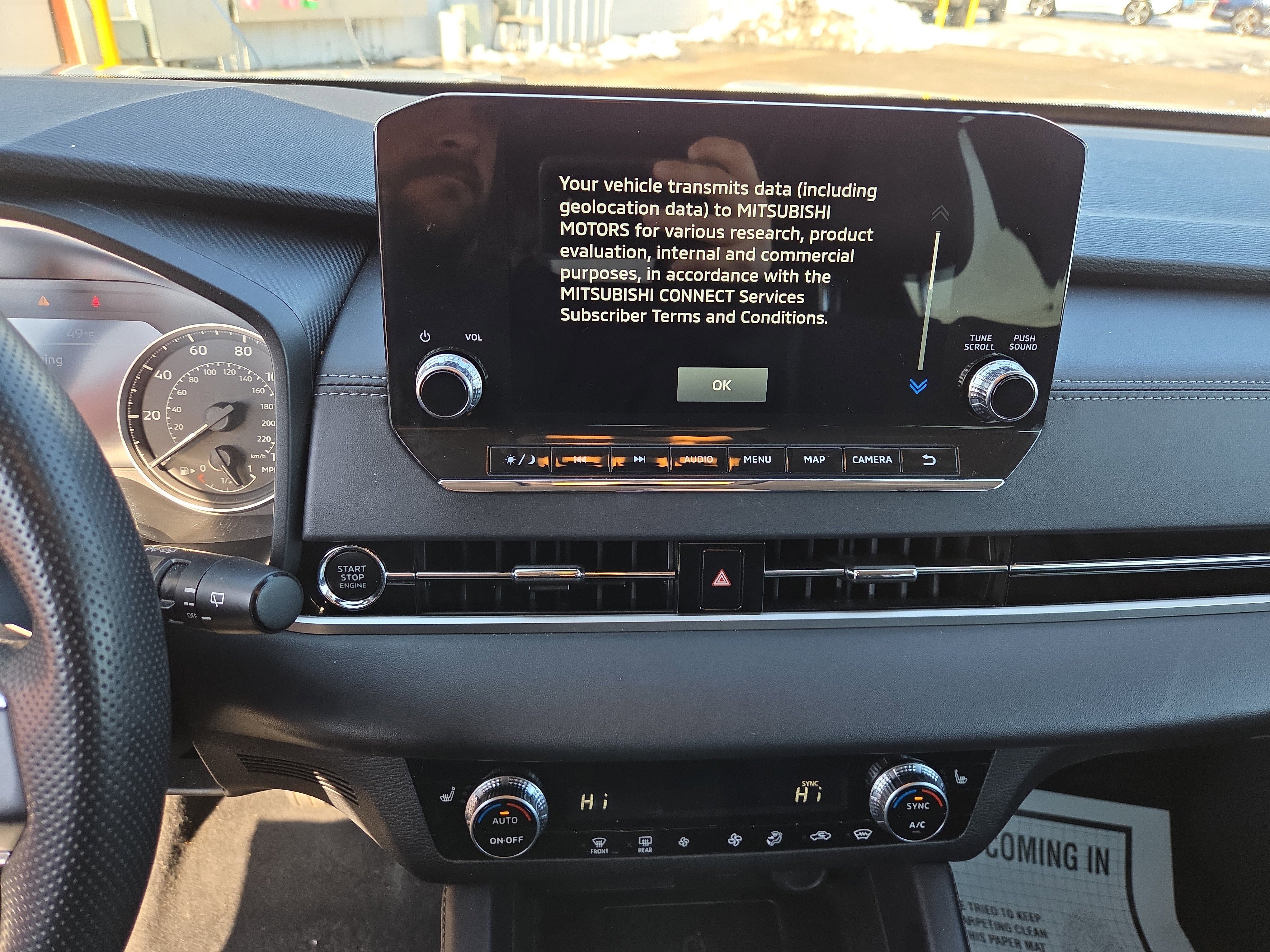 Used 2024 Mitsubishi Outlander SE Black Edition image 15