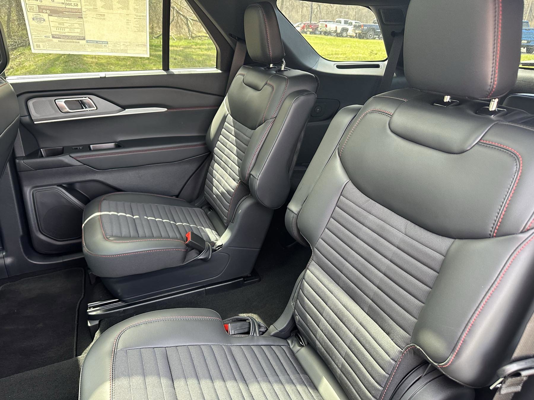 New 2025 Ford Explorer ST-Line w/ Premium Package image 36