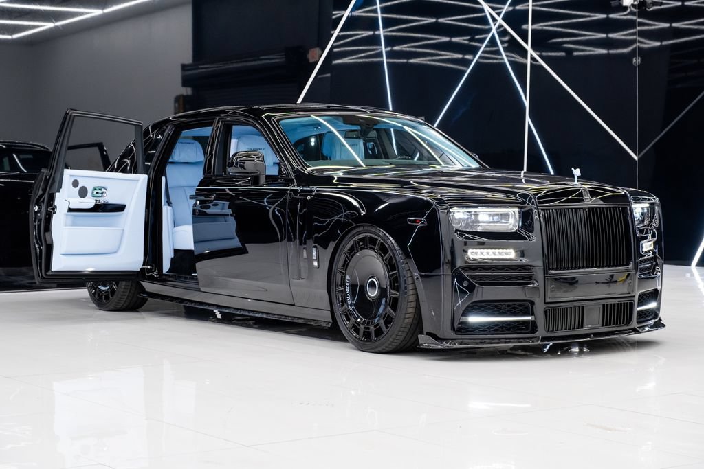 Used 2026 Rolls-Royce Phantom Sedan RWD image 7