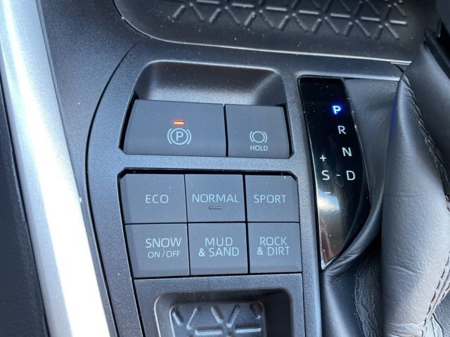 Used 2025 Toyota RAV4 LE image 26