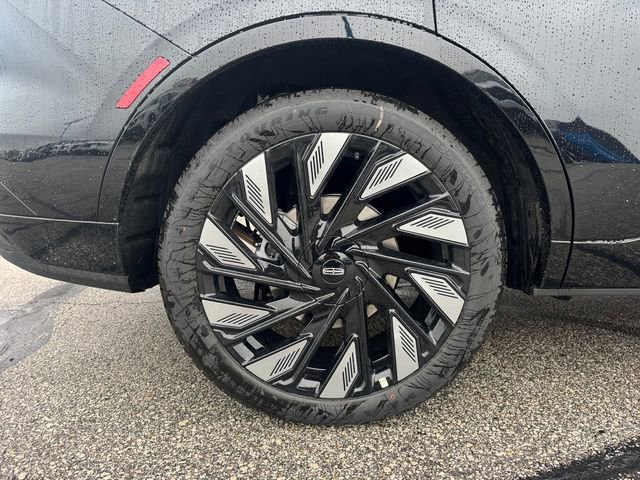 New 2026 Lincoln Nautilus Reserve w/ Jet Appearance Package AWD/4WD image 10