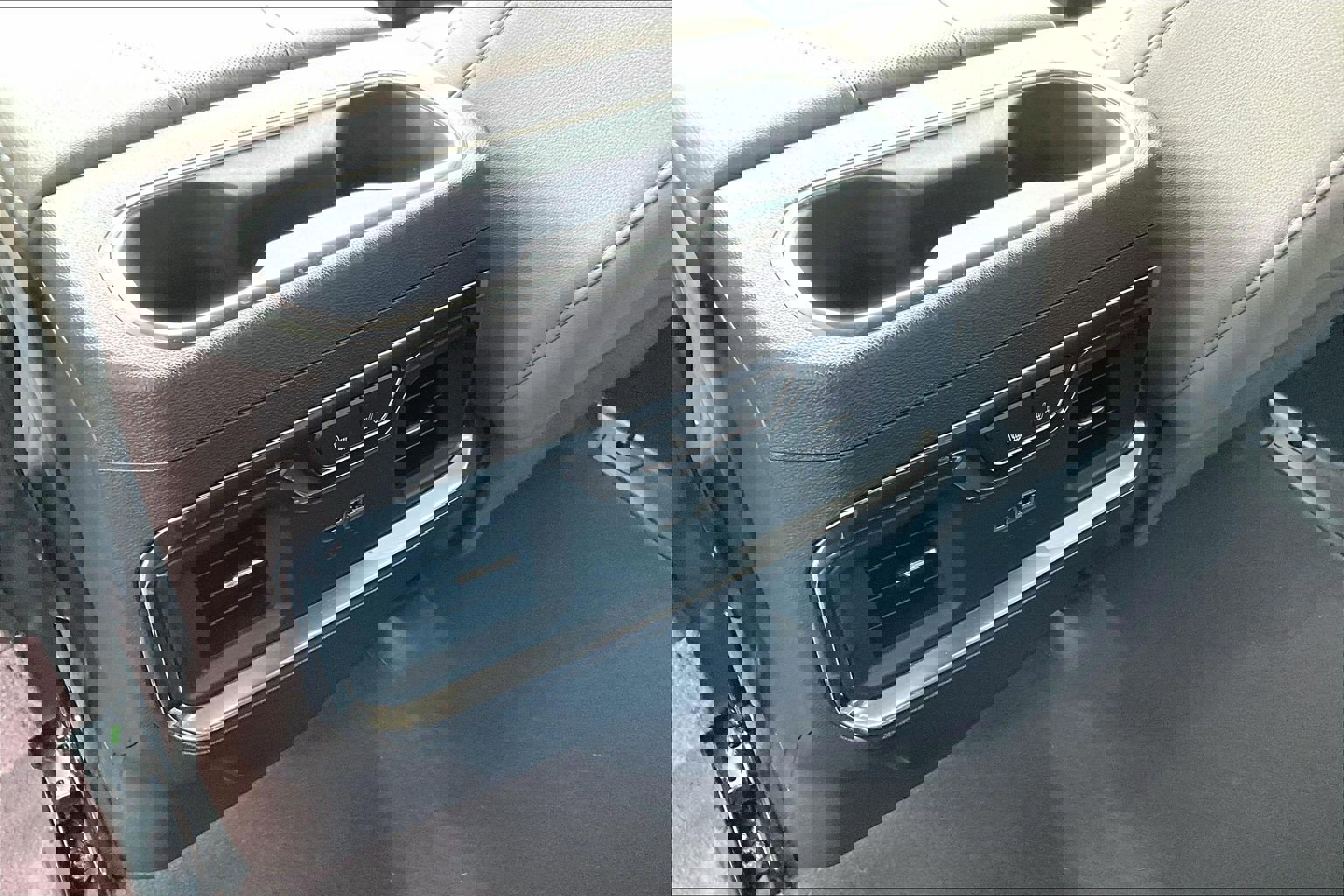 Used 2024 Chevrolet Silverado 1500 LTZ image 30